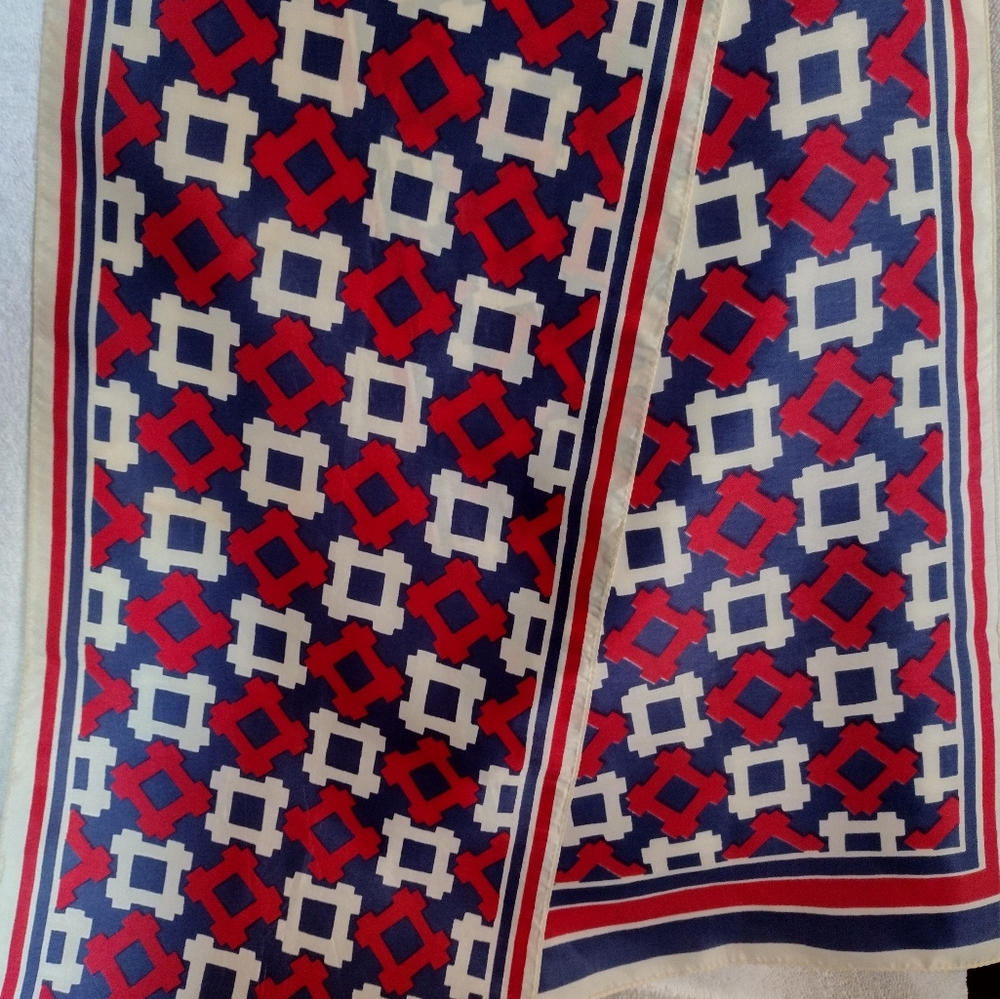 Scarf - Picture 3 of 4